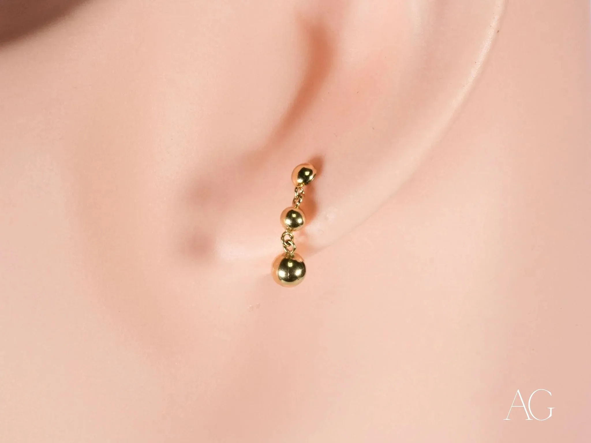 3 Beads Earrings – Elegant & Minimalist