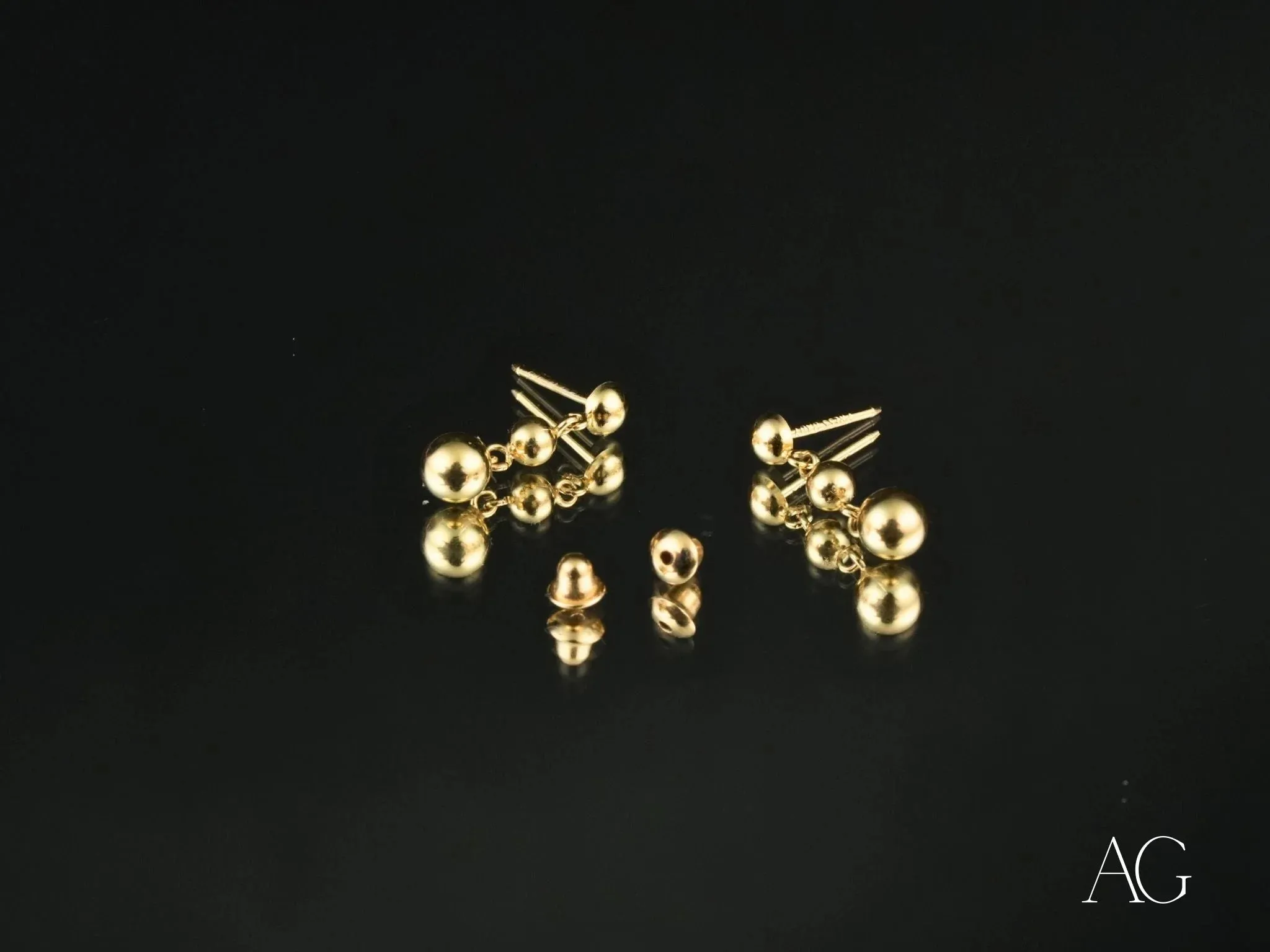 3 Beads Earrings – Elegant & Minimalist
