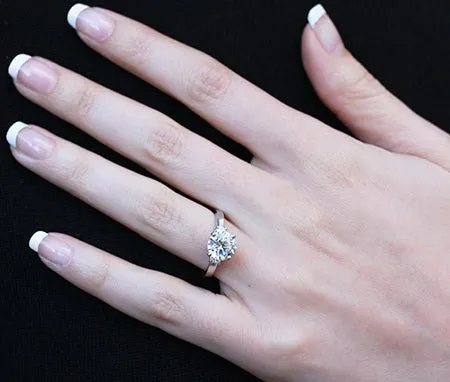 Briarrose - Round Moissanite Engagement Ring
