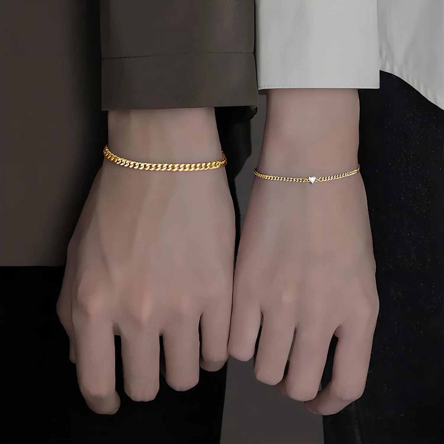 CJIAYUJEW Matching Bracelets for Men Women 2 Pcs Matching Couple Bracelets Peach Heart Bracelets Silver Gold Cuban Chain Bracelets Pinky Promise Friendship Bracelets for Couples Couples Jewelry