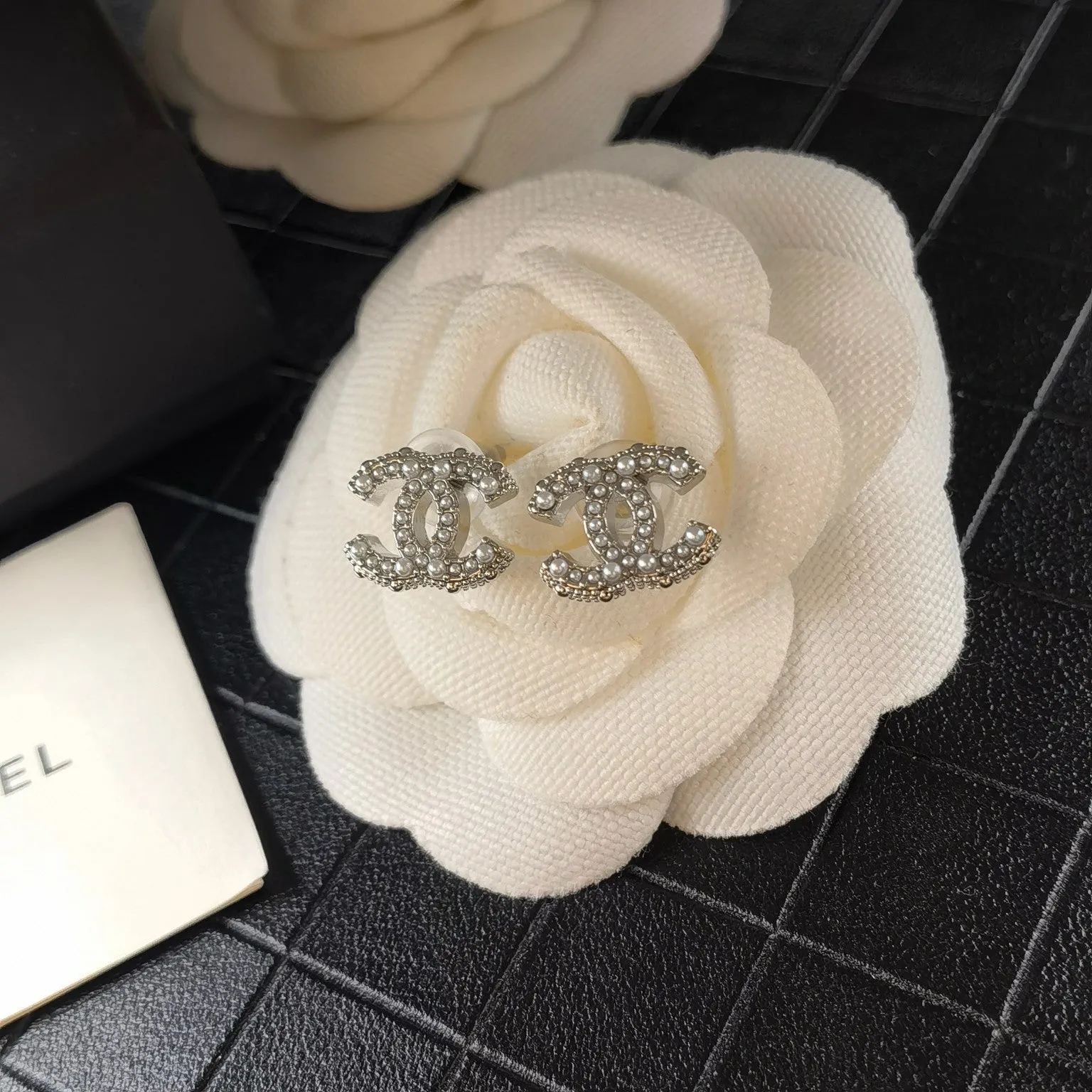 Classic Elegant Rhinestone Earrings