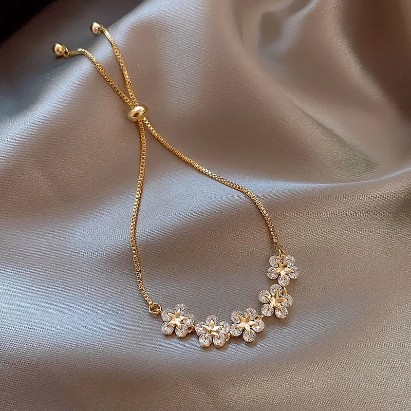 Delicate Flowers Copper Pave Setting Cubic Zircon Charm Bracelets