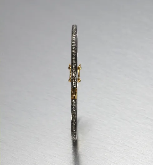 DIAMONDS, 1-Line Bangle, Silver