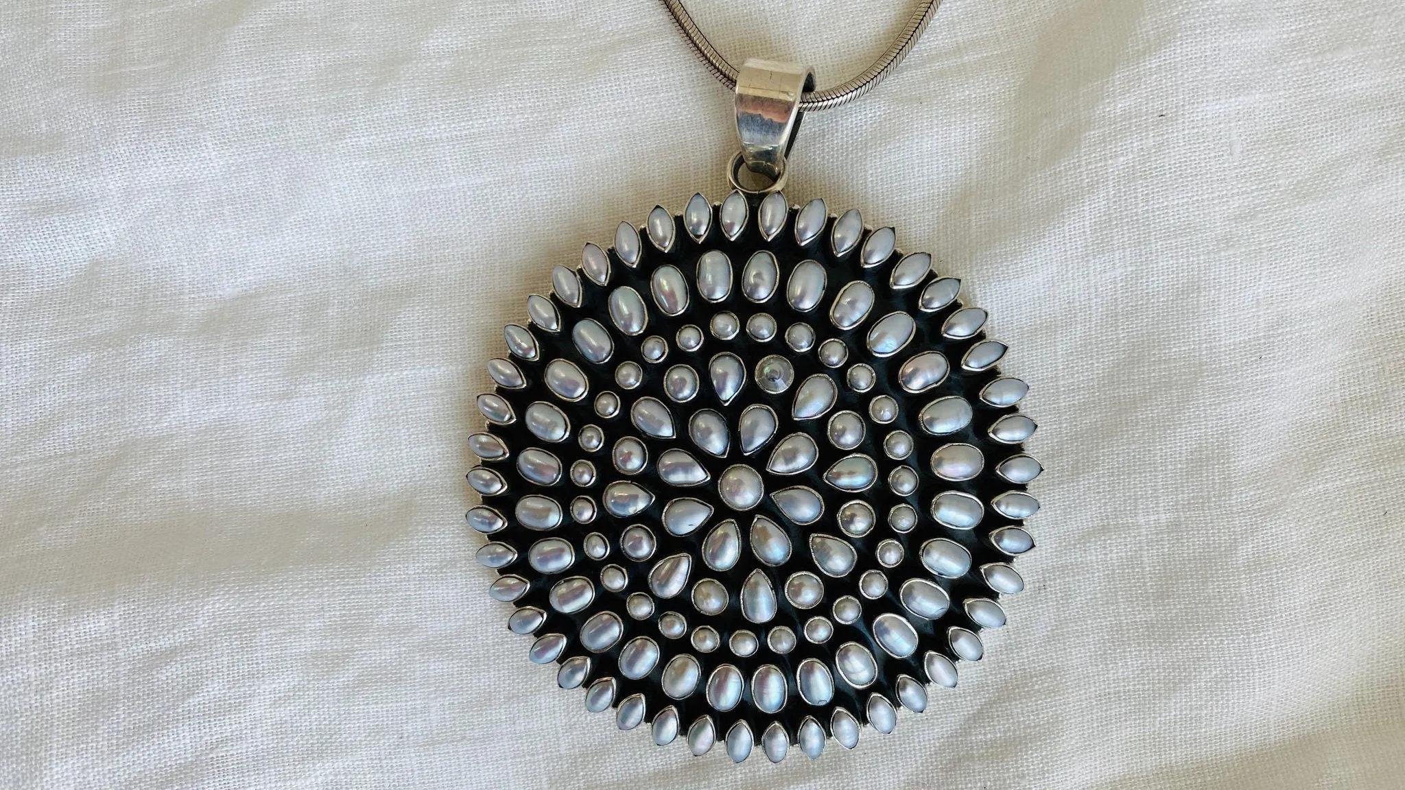 Exquisite Pearl Pendant Necklace. Heavy Sterling Silver Chain. India