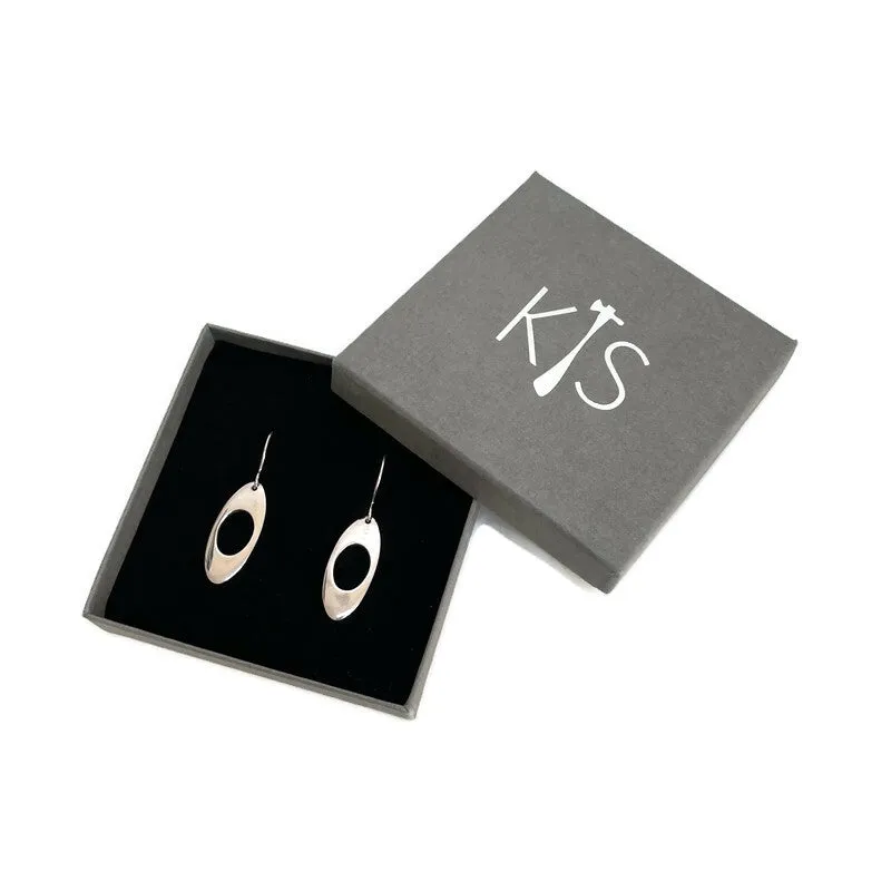 FLAT STONE DANGLES SILVER