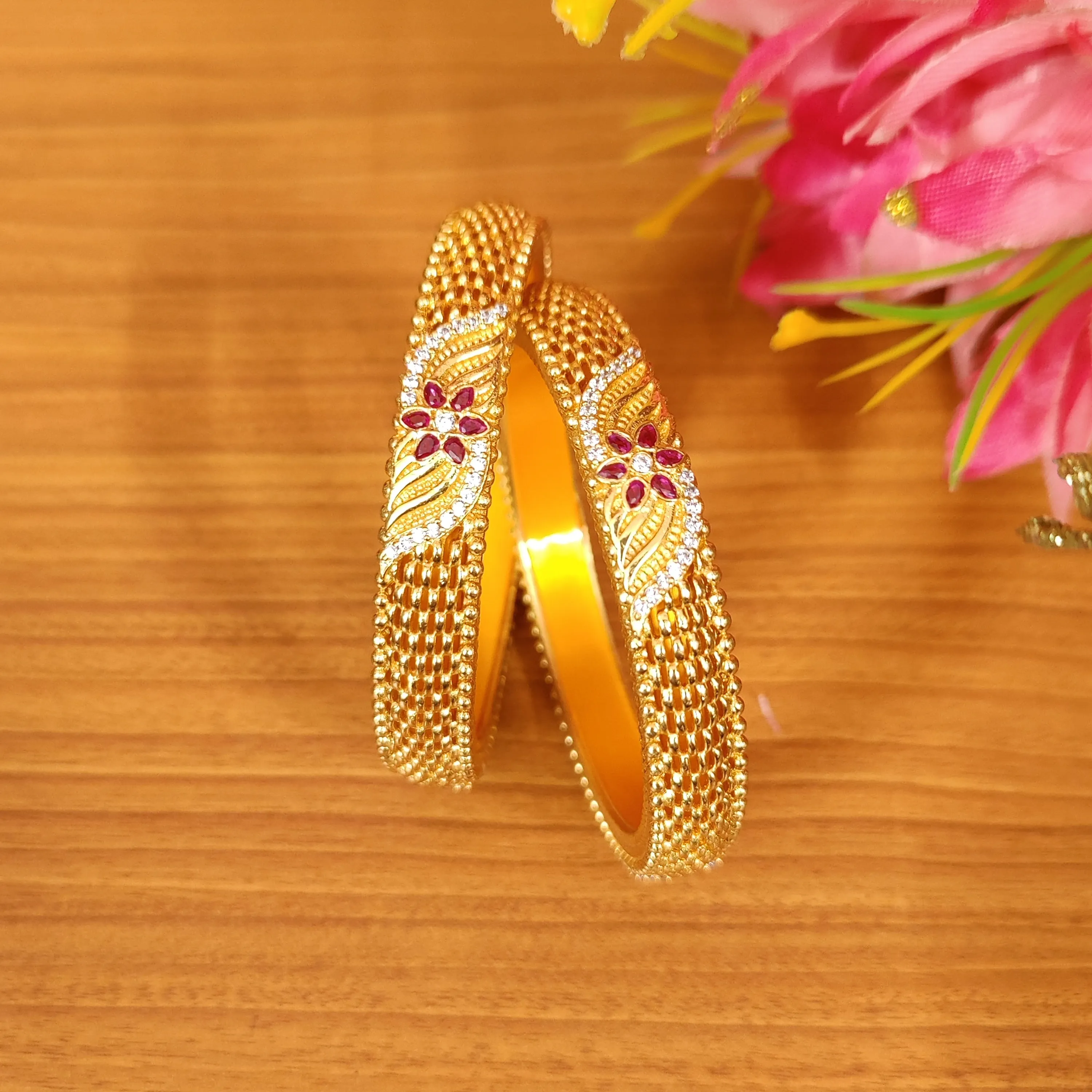 GOLD PLATED CZ STUDDED FINE CRAFTED BANGLES