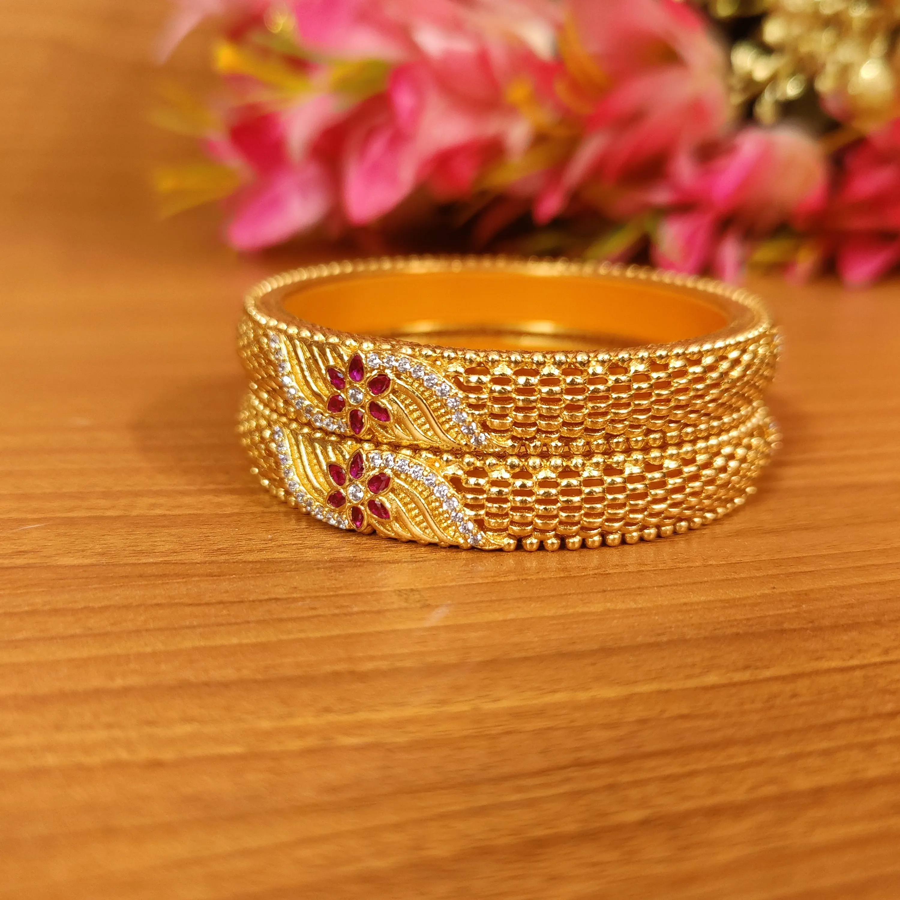 GOLD PLATED CZ STUDDED FINE CRAFTED BANGLES