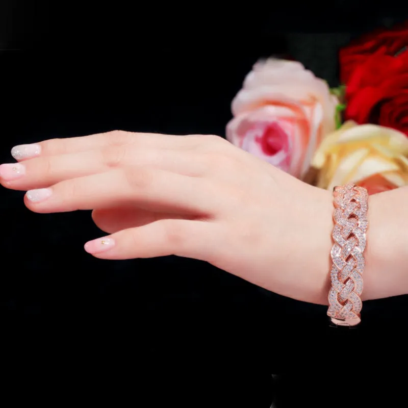 Luxurious Golden Cubic Zircon Paved Round Big Wide Twisted Weaving Bridal Bracelets Bangles