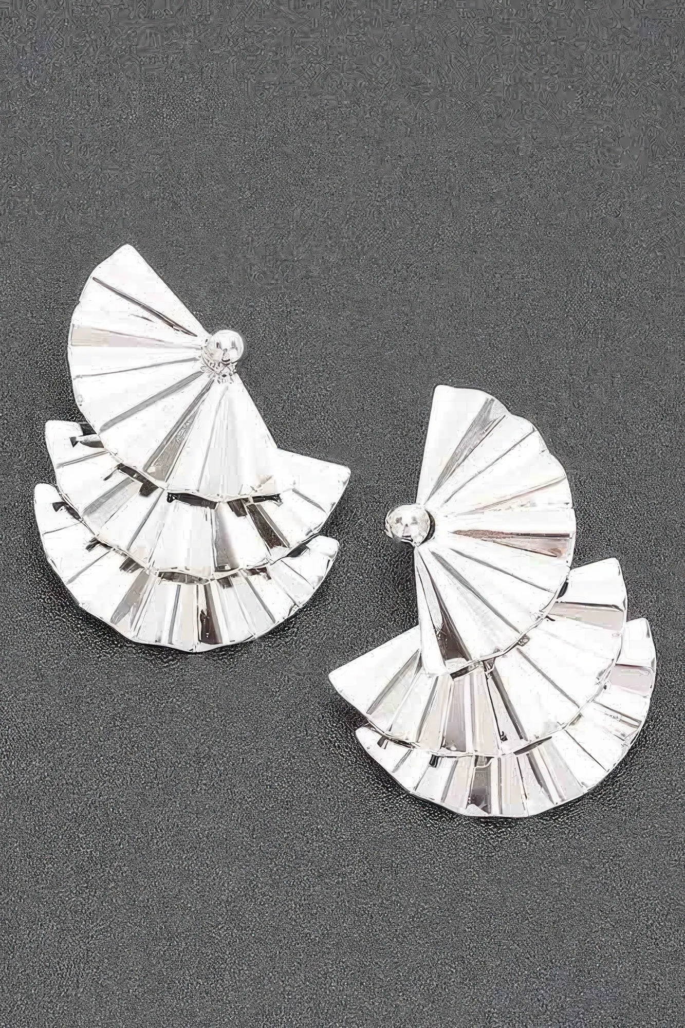 Metal Elegant Fan Earring