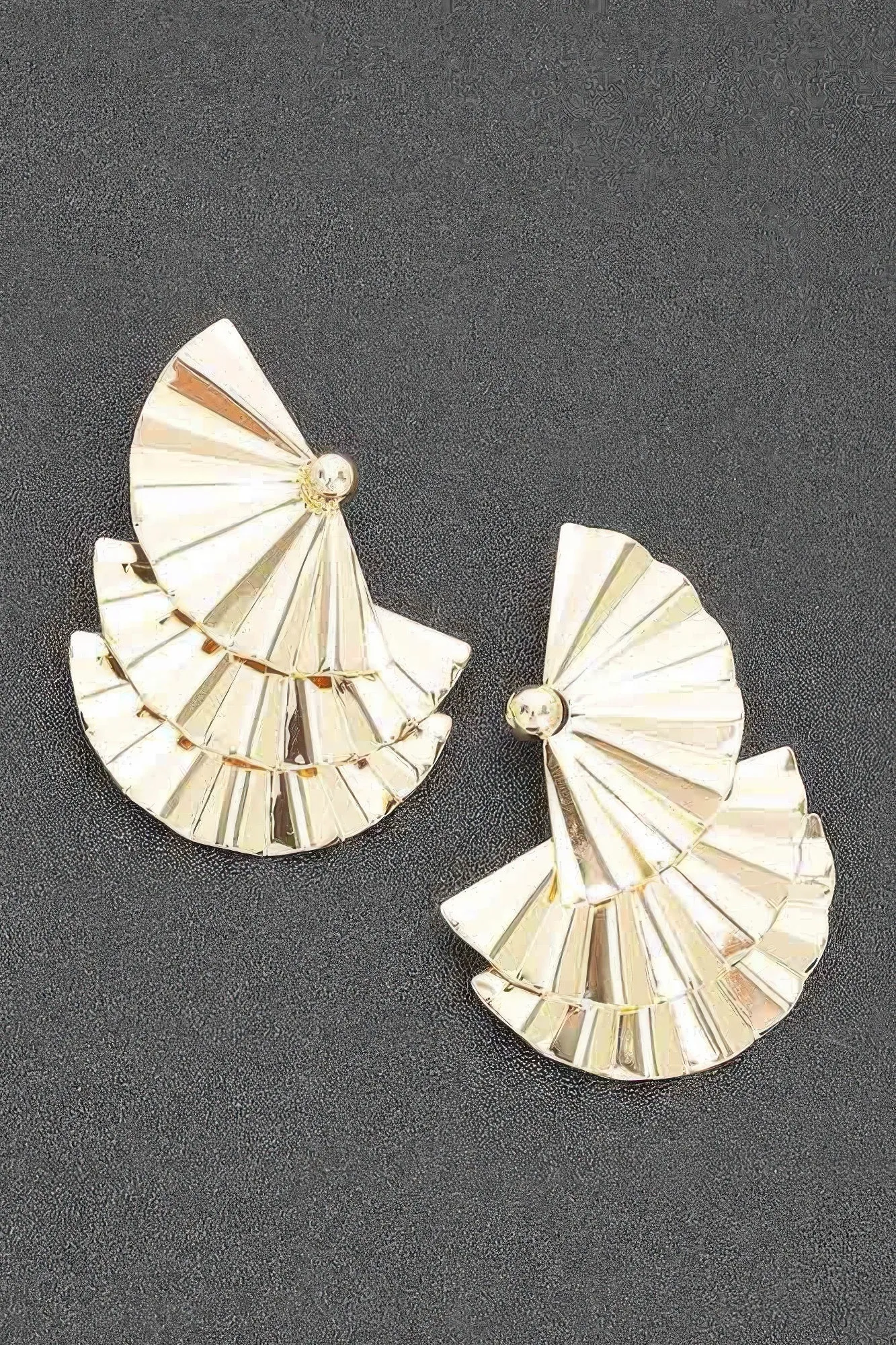 Metal Elegant Fan Earring
