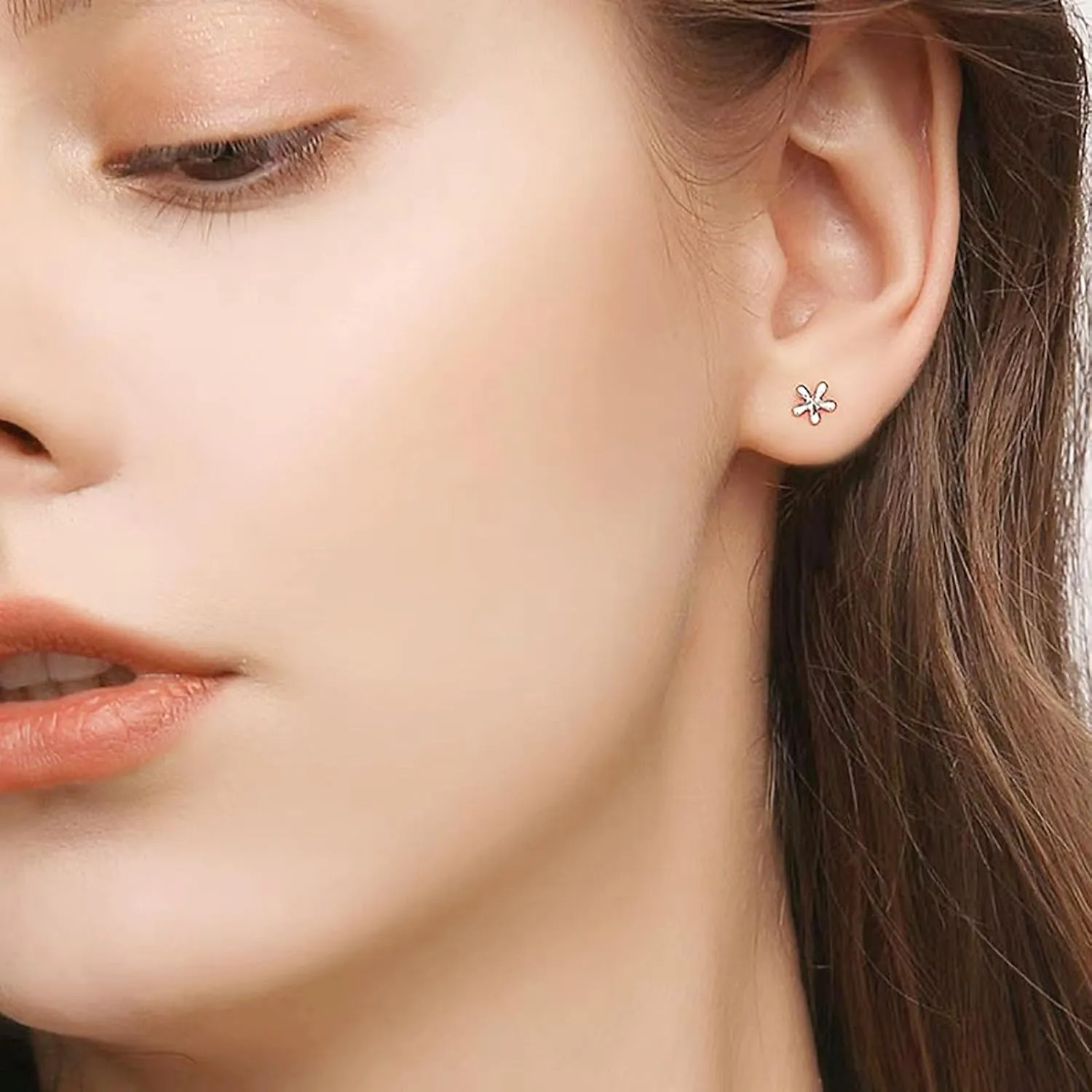 Mini Silver Flower Studs Earrings, 14K White Gold Plated Tiny Daisy Studs Earrings for Women