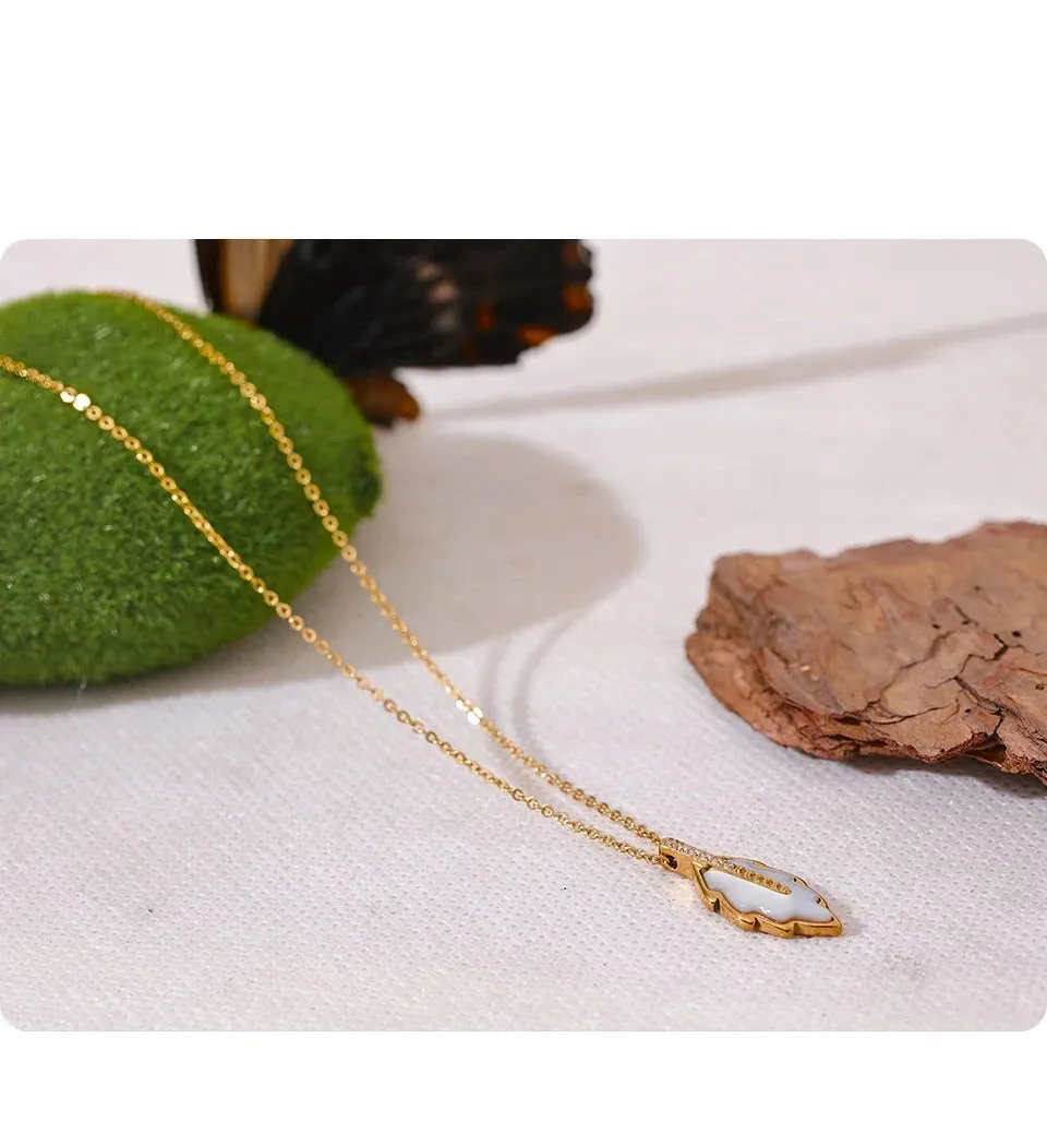 Natural Shell Leaf Pendant Necklace