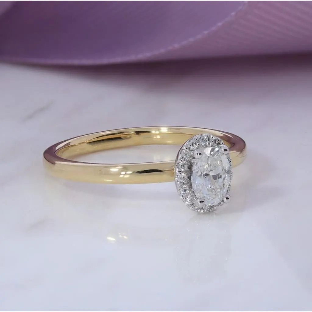 RIVA 0.45ct | Oval Halo Diamond Set in 18ct Gold