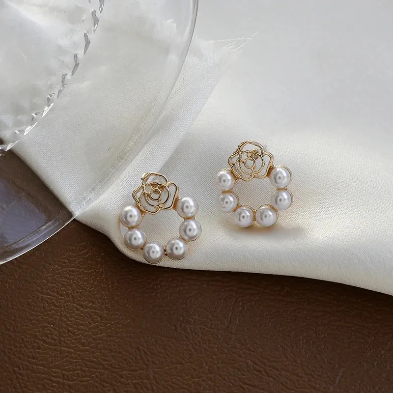 Round Wreath Bow Pearl Stud Earrings Elegant Trend Fashion