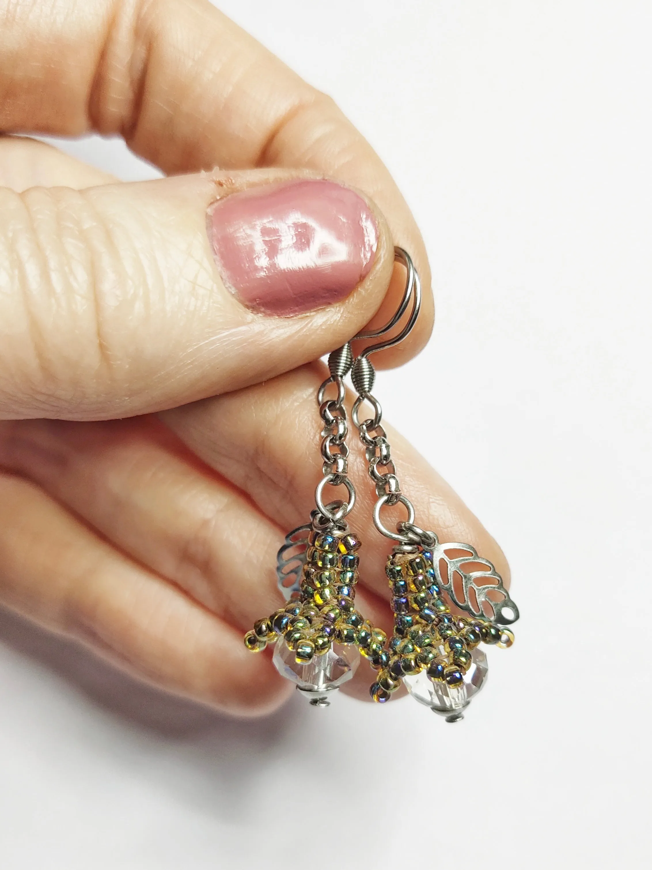 Shiny multicolour beaded flower earrings