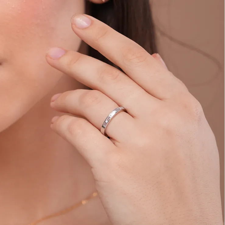 Sleek Baguette Diamond Band