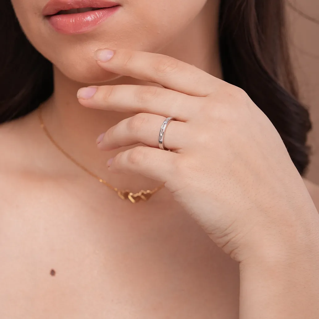Sleek Baguette Diamond Band